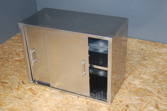 Полка настенная с дверями купе из нержавеющей стали, от 600*300*400 мм, с дополнительной полкой